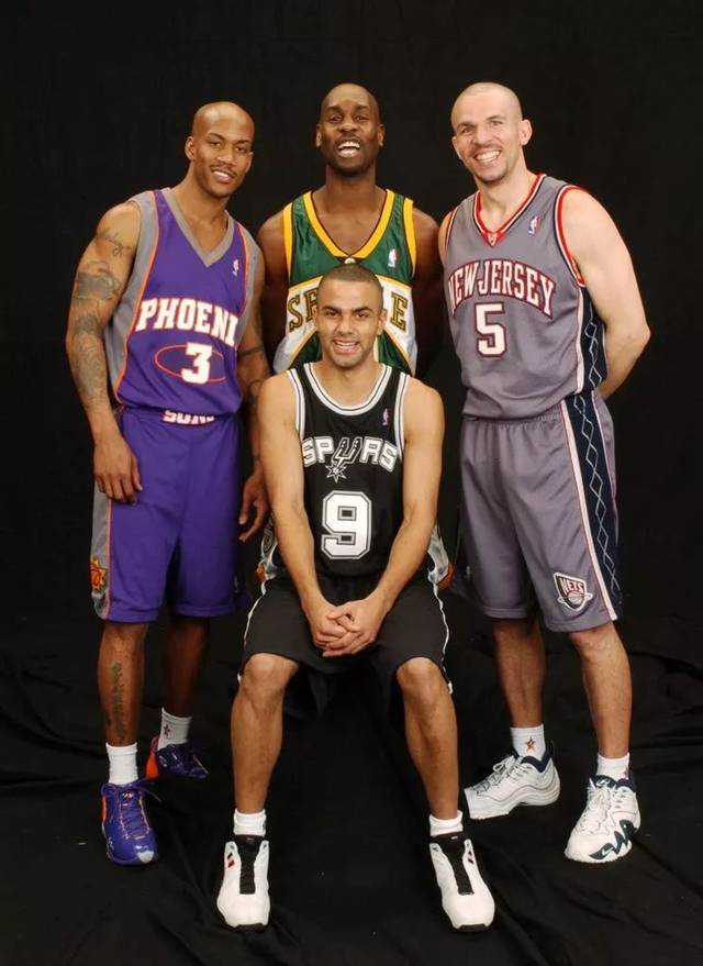 内赛场的再 内赛场的再