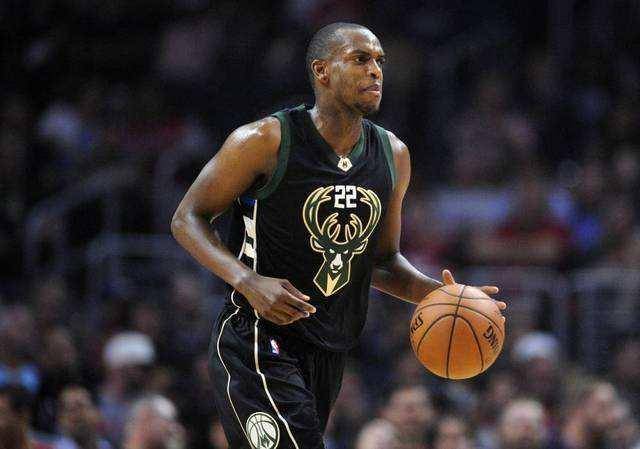 他习惯在场 他习惯在场