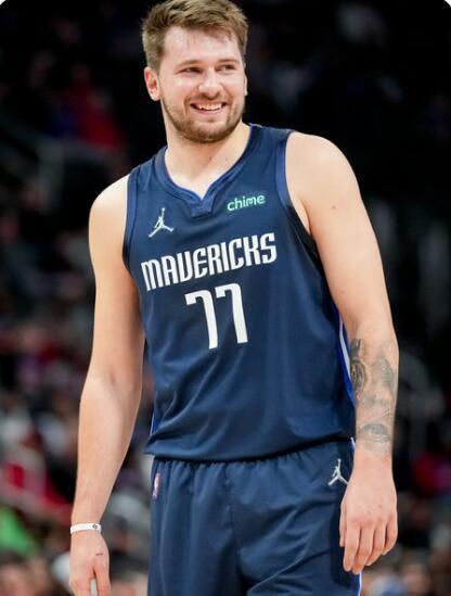 场比赛中的 场比赛中的