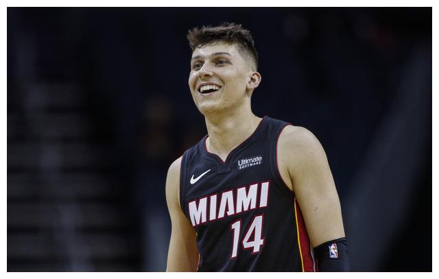 伟的里程碑 伟的里程碑